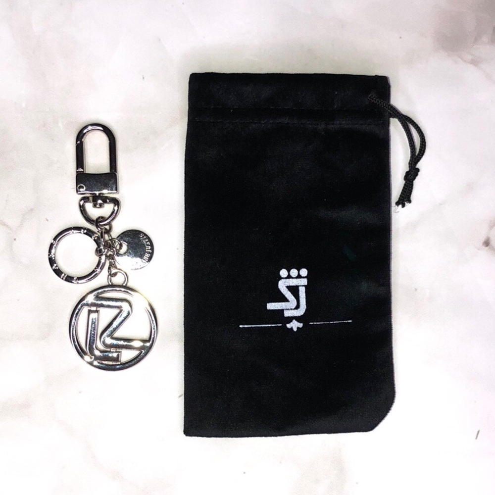 Designer Key Chain - Picture 3 of 4